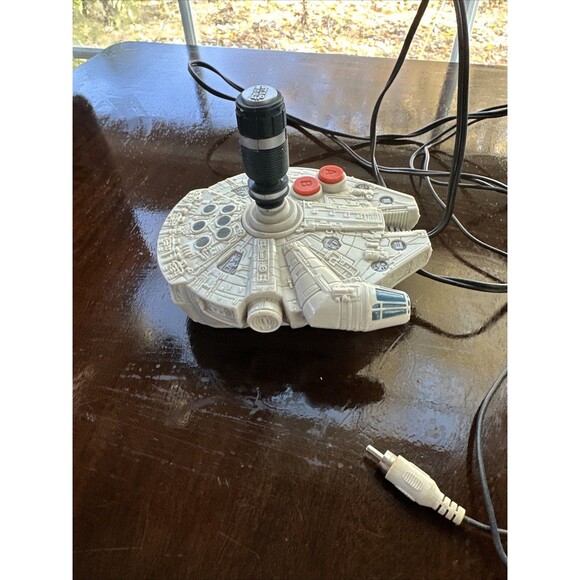 Star Wars Millenium Falcon 2006 Jakks Pacific Plug N Play TV Video Game - Picture 3 of 10
